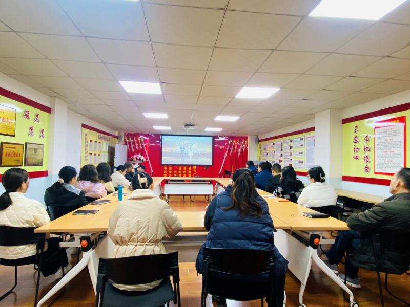无私奉献 大爱无疆——致敬最美志愿者